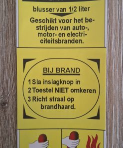 DAF YA - Nekaf M38A1 Brandblusser sticker 17x8cm