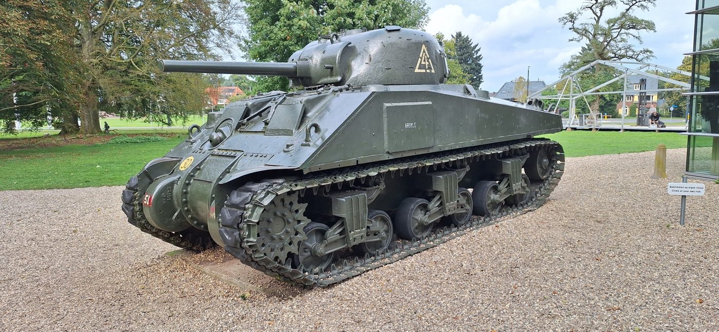 airborne museum hartenstein, M4A4 Sherman Tank Argyle